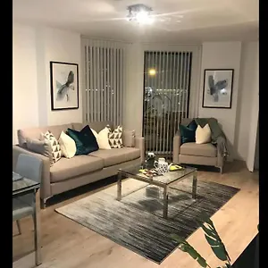 https://roosevelt-tower-2bedroom-canary-wharf.brighton-hotels-england.com